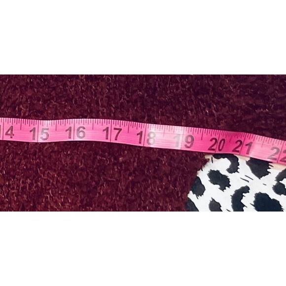 Pink Rose Burgundy Women's Super Soft Sweater Size Small - Picture 2 of 9